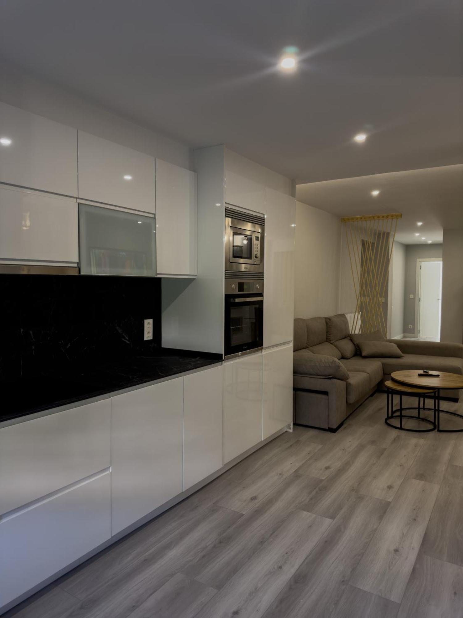 Lujo, Urbano Centrico Apartment Елгойбар Екстериор снимка