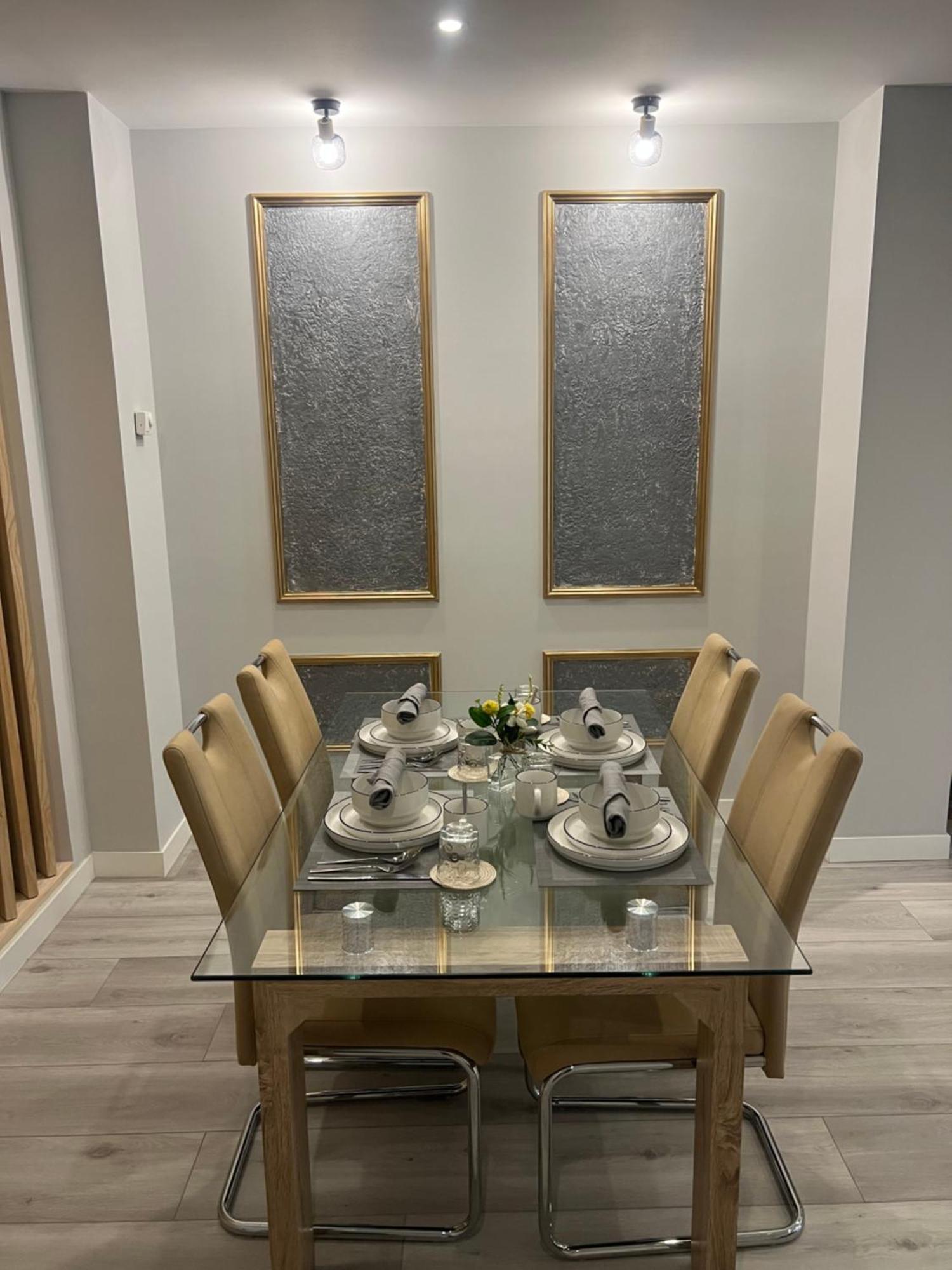Lujo, Urbano Centrico Apartment Елгойбар Екстериор снимка
